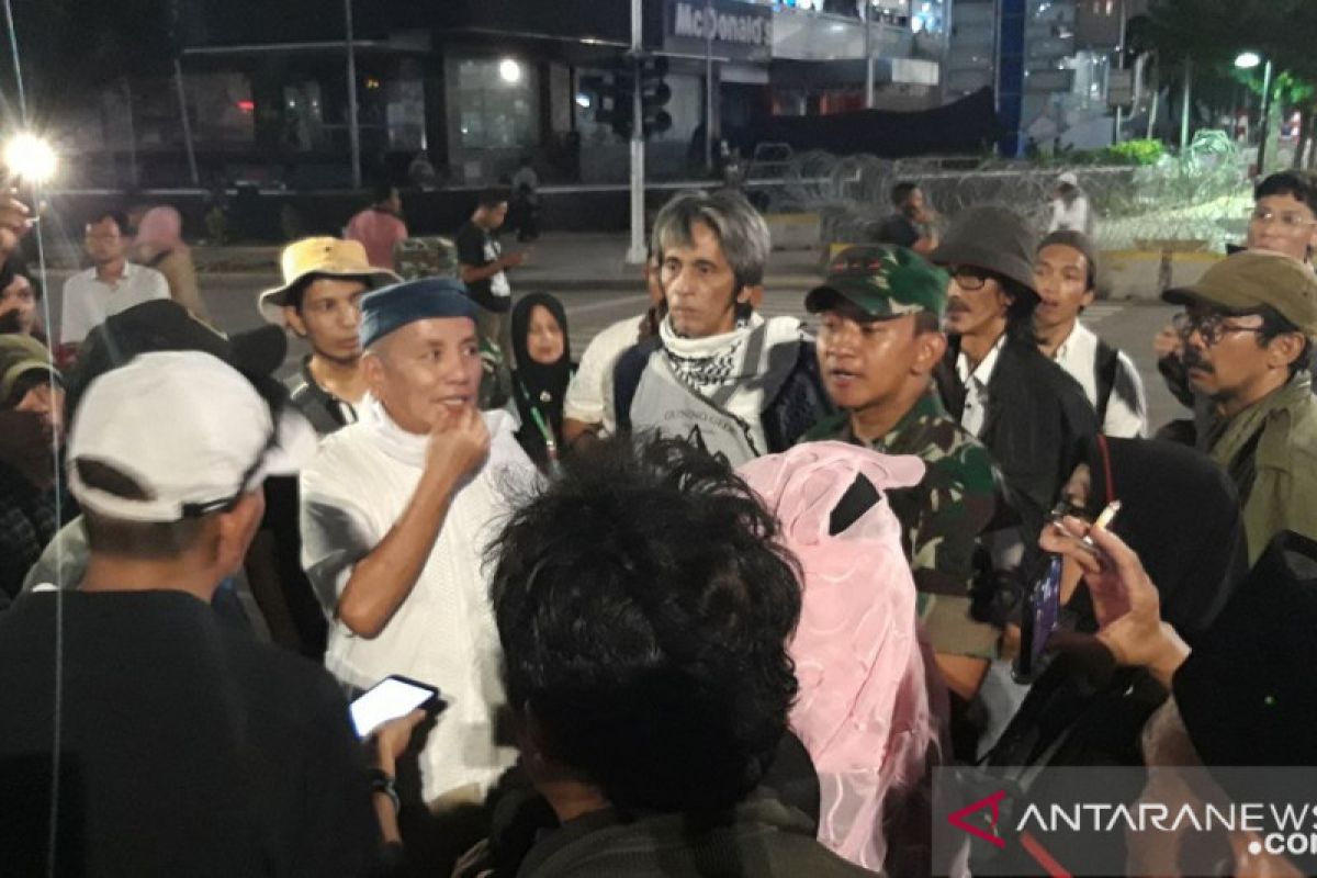 Batal ke MK, massa kawasan di Thamrin diarahkan pindah ke dua lokasi