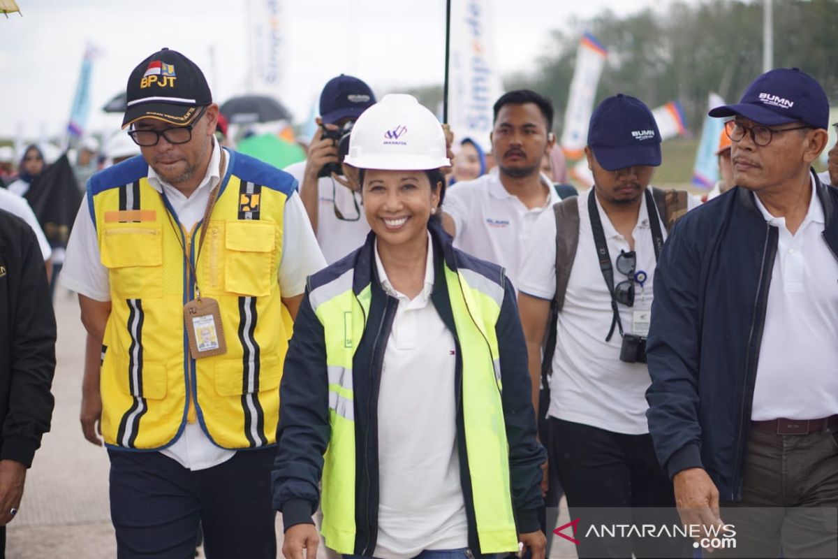 Rini Soemarno pastikan Tol Trans Sumatera siap layani mudik Lebaran