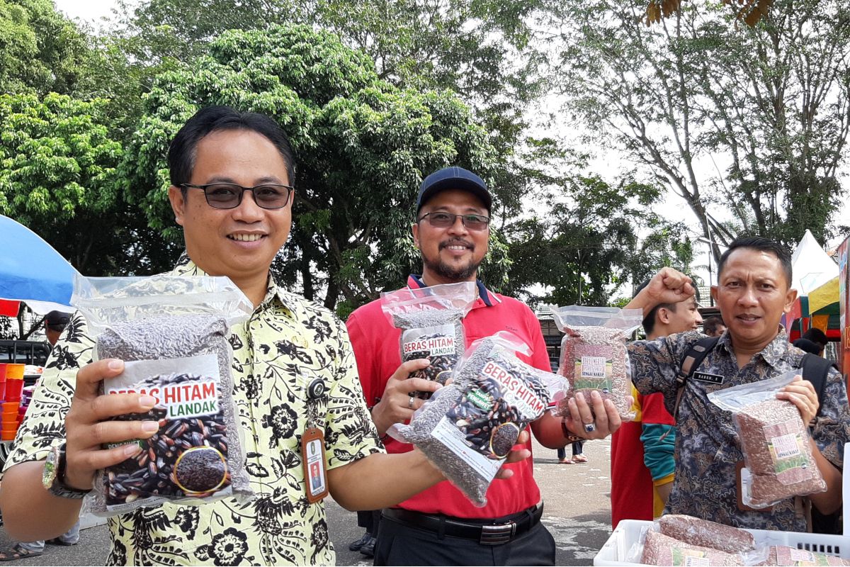 Pasar murah Distan jaga stabilisasi harga dan stok bahan pokok