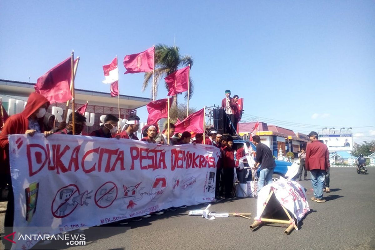 IMM Bengkulu demo karena banyaknya KPPS meninggal