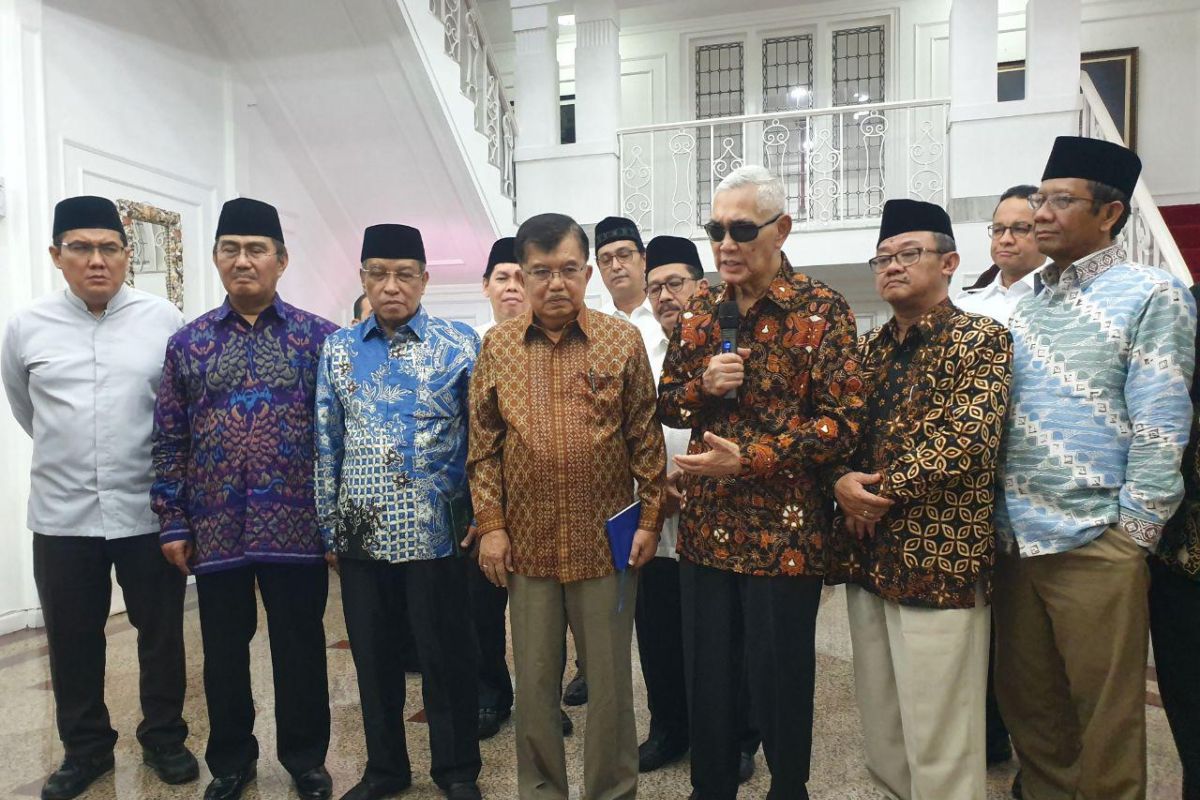 Again, reconciliation in dire need among Indonesia's elites