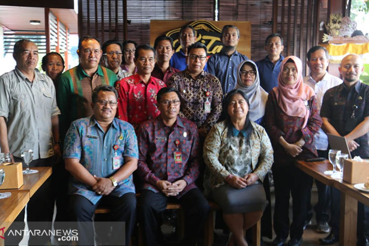 Tabanan bentuk Pokja Penyelamatan Danau Beratan