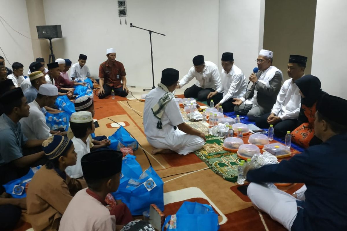 BNNP Malut buka puasa bersama anak yatim