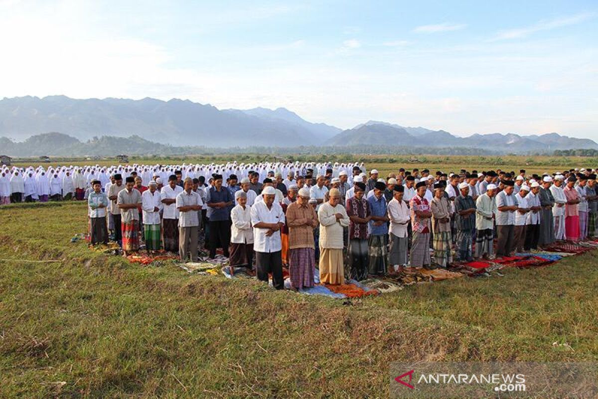 Kemarau panjang, Warga Aceh Besar shalat minta hujan