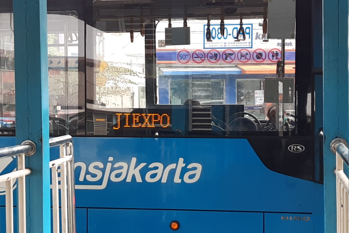 Transjakarta uji coba perpendekan rute koridor 12