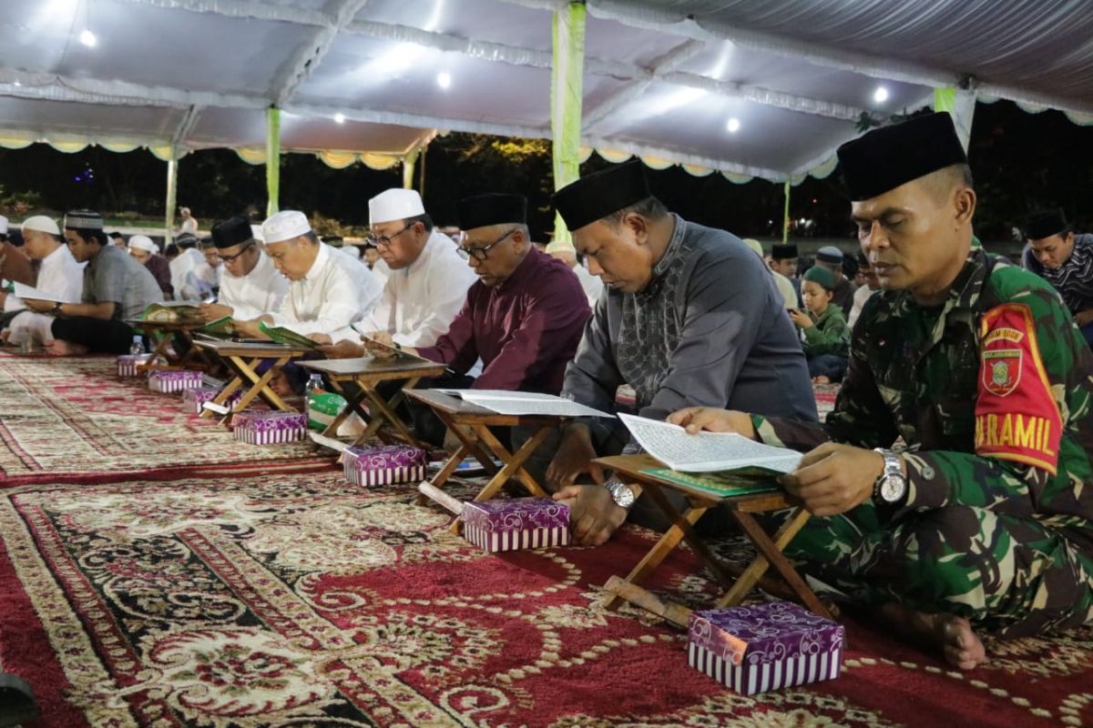 Tabalong govt hold tadarus and haflah Alquran