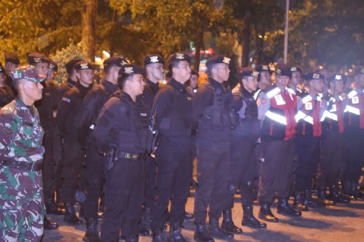 Patroli skala besar antisipasi gangguan kamtibmas di Medan