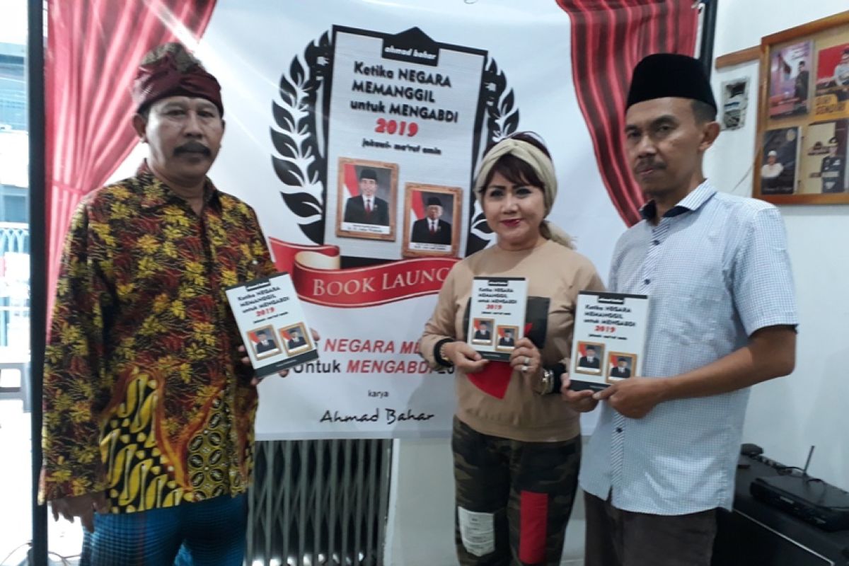 Buku "Ketika Negara Memanggil Untuk Mengabdi 2019, Jokowi-Maruf Amin"  laris terjual