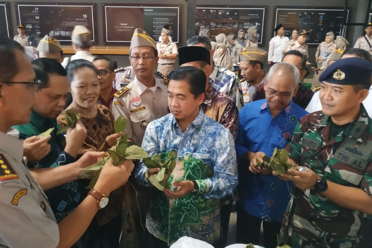 Agriculture Quarantine releases S Kalimantan export worth IDR108 billion