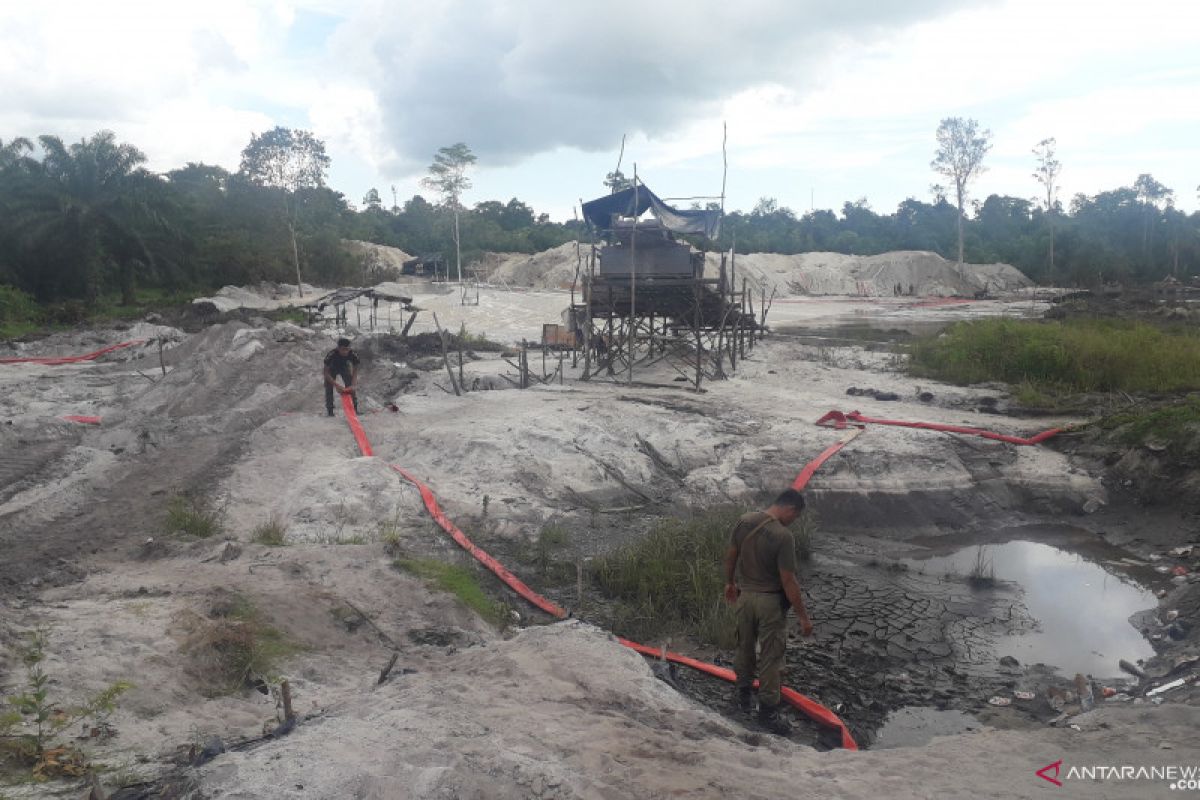 Bangka Barat hentikan tambang liar bijih timah di Sungai Buluh