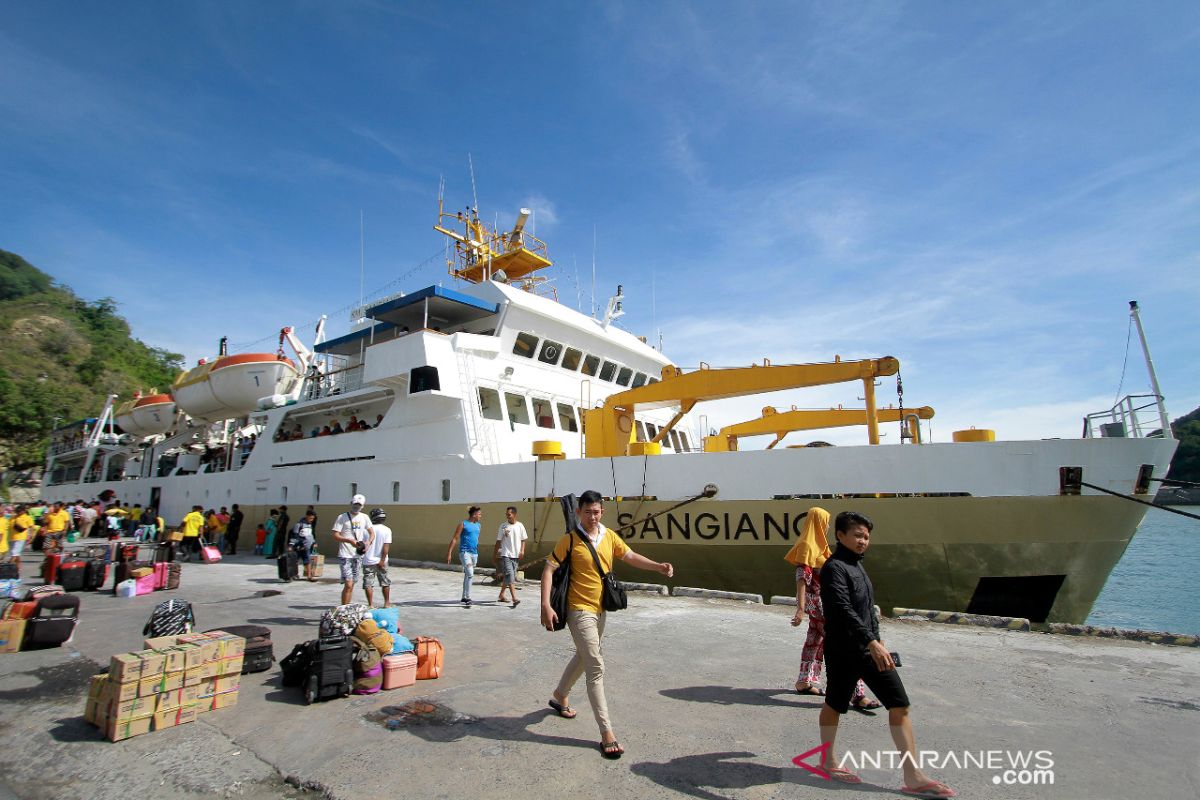 Ratusan pemudik dari Gorontalo memilih jalur transportasi laut