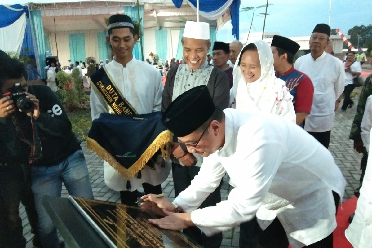 Dirut Angkasa Pura resmikan Masjid Nur Rahman area bandara