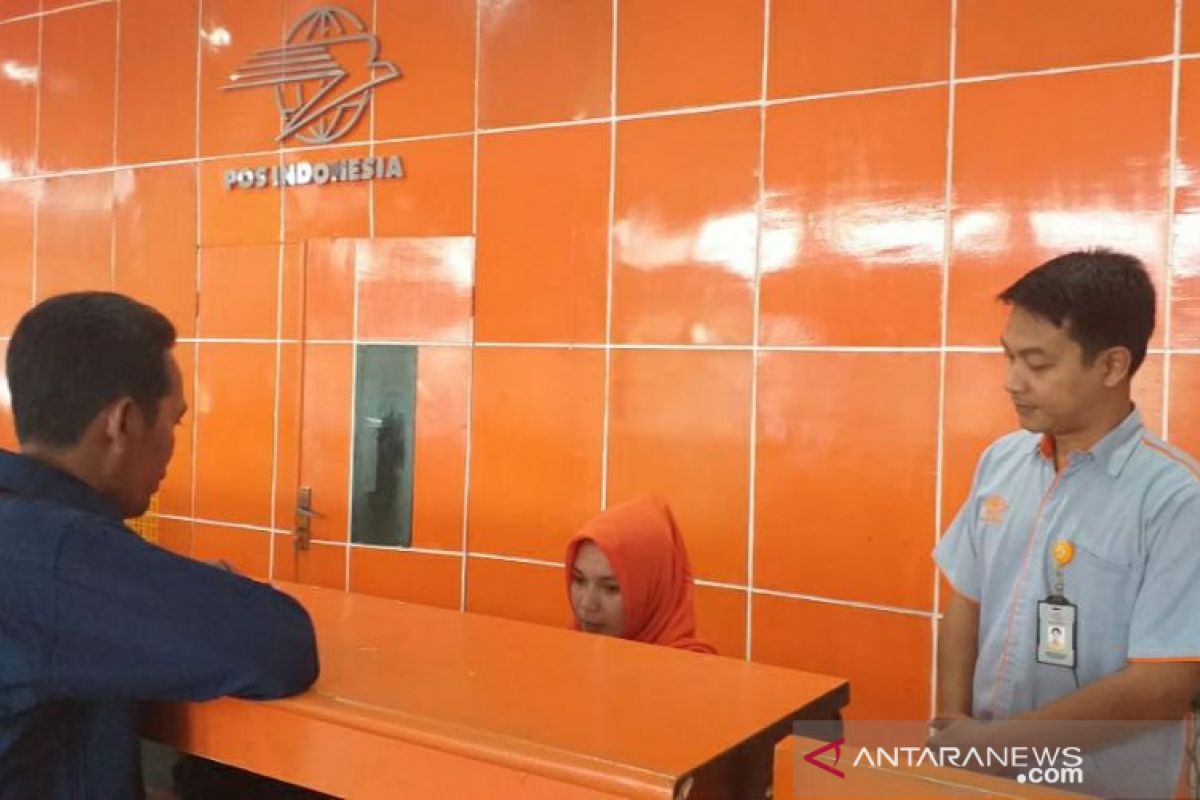 Kantor Pos Indonesia Tanjung Pandan layani pencairan THR