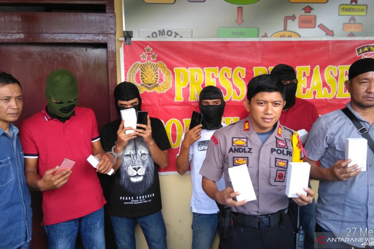 Bobol barang sitaan tiga oknum PNS Rupbasan Kemenkumham ditangkap polisi