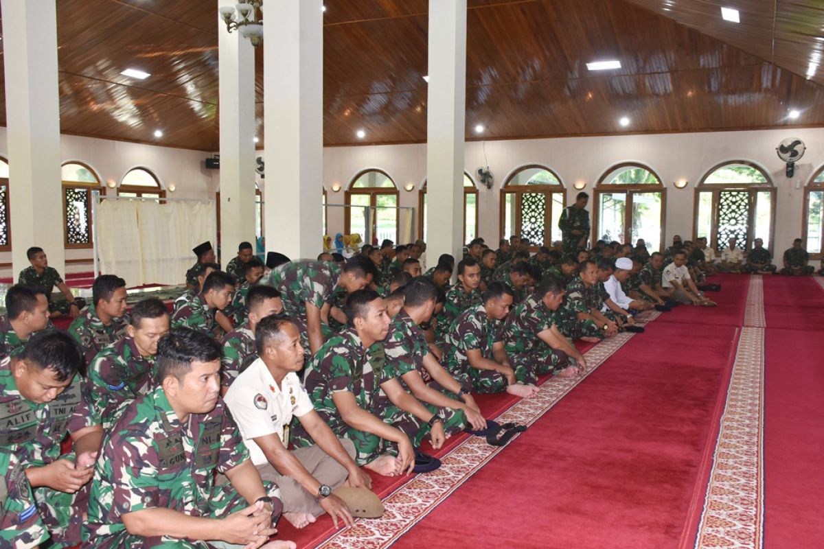 Personel Lantamal IX/ Ambon diminta terapkan ajaran Al Quran dalam tugas