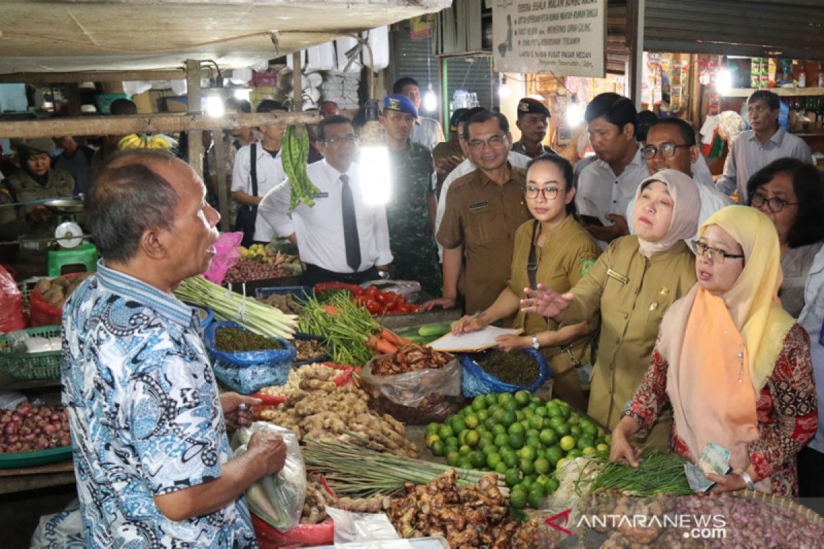 Jelang Lebaran 2019, ketersediaan bahan pangan pokok di Medan aman
