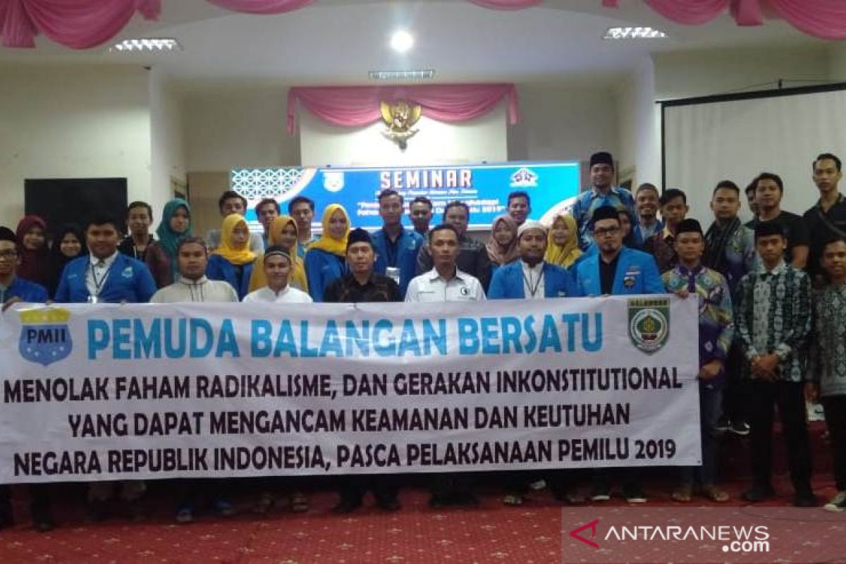 Pergerakan Mahasiswa Islam Indonesia Balangan gelar seminar cegah paham radikalisme