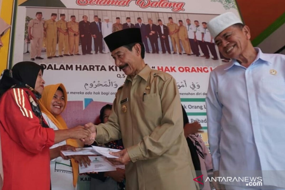 Baznas Solok Selatan salurkan zakat untuk 1.132 TKD