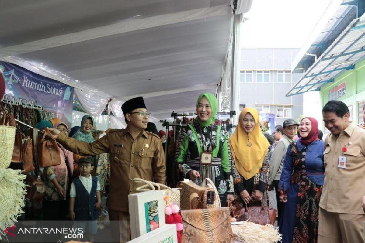 Warga Malang serbu pasar murah Ramadhan