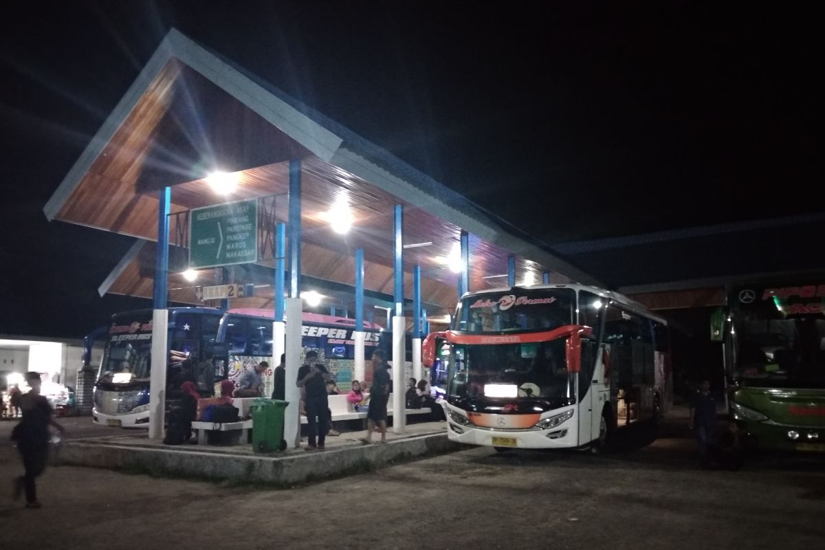 Dishub Sulbar siapkan bus Damri antisipasi lonjakan penumpang