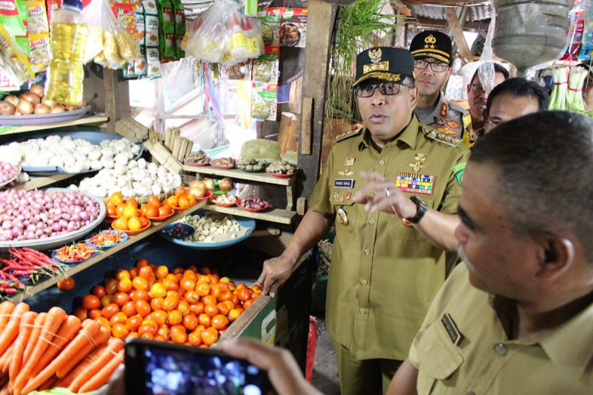 Gubernur Maluku jamin kebutuhan pokok tercukupi saat Idul Fitri