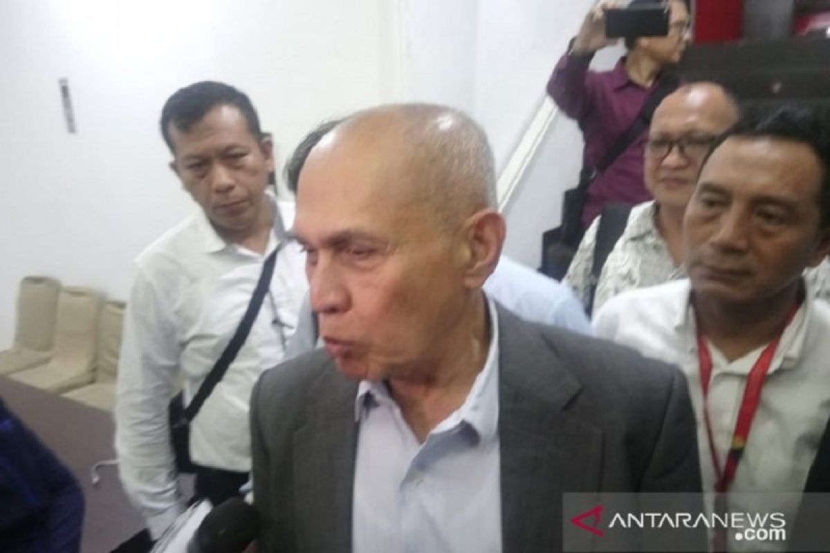 Lima jaksa ditunjuk meneliti berkas Kivlan Zen