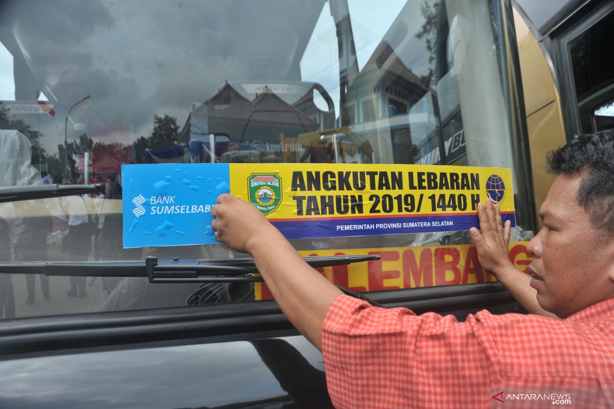Pelayanan bus AKAP di terminal Palembang berjalan lancar