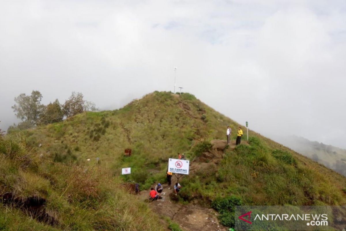 KLHK belum terbitkan surat izin pendakian Gunung Rinjani