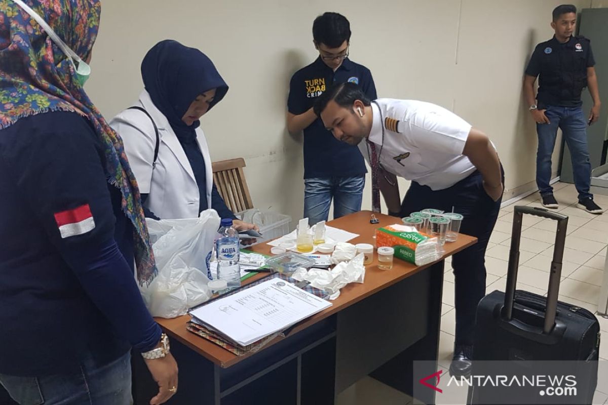 BNN periksa urine 49 pilot di Bandara Pekanbaru