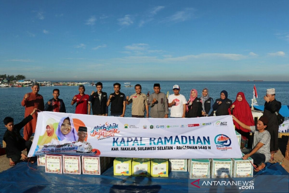 Kapal Ramadhan ACT  distribusikan bantuan kepada 300 kk