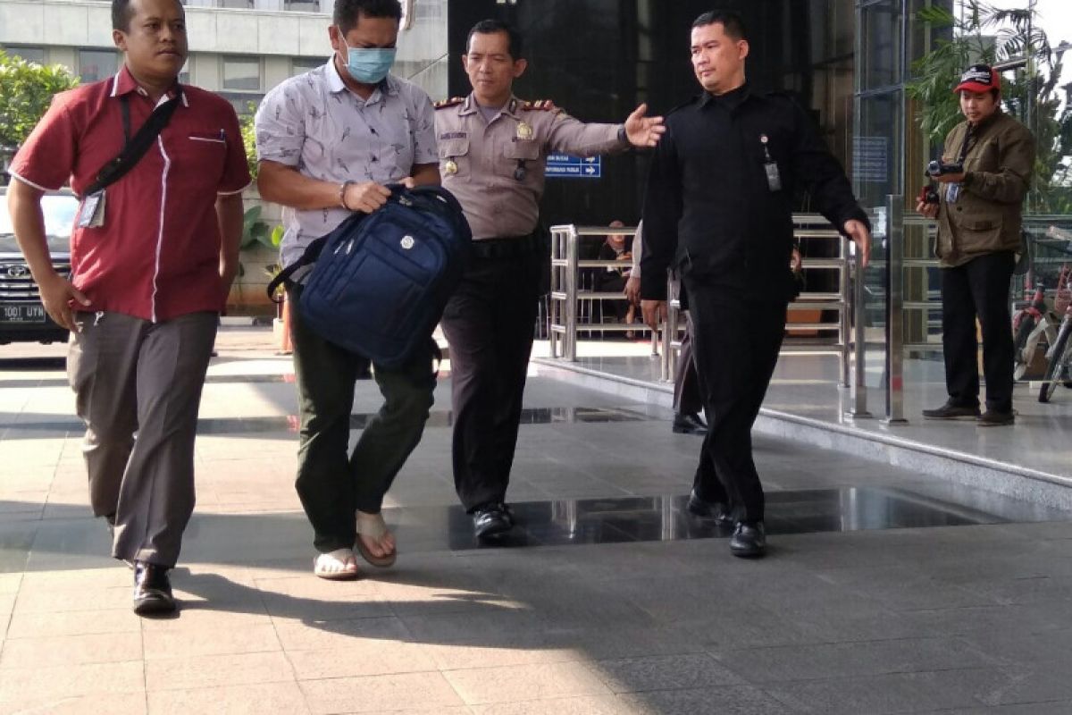 KPK detains three suspects in Mataram Immigration visa bribery scandal