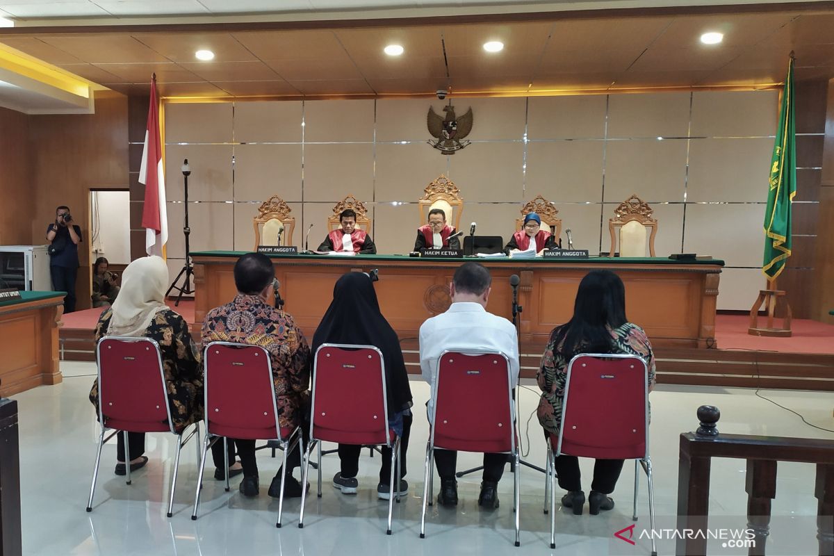 Kasus suap Meikarta, Bupati Bekasi divonis 6 tahun penjara