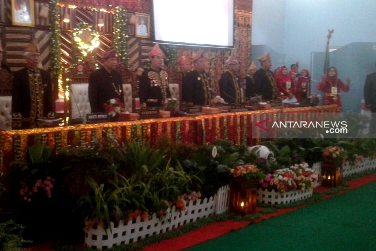 HUT Rejang Lebong, Gubernur janjikan pembangunan jalan