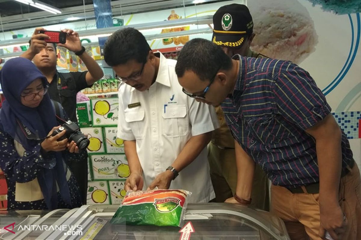 BPOM temukan produk kedaluwarsa di Hypermart Bengkulu