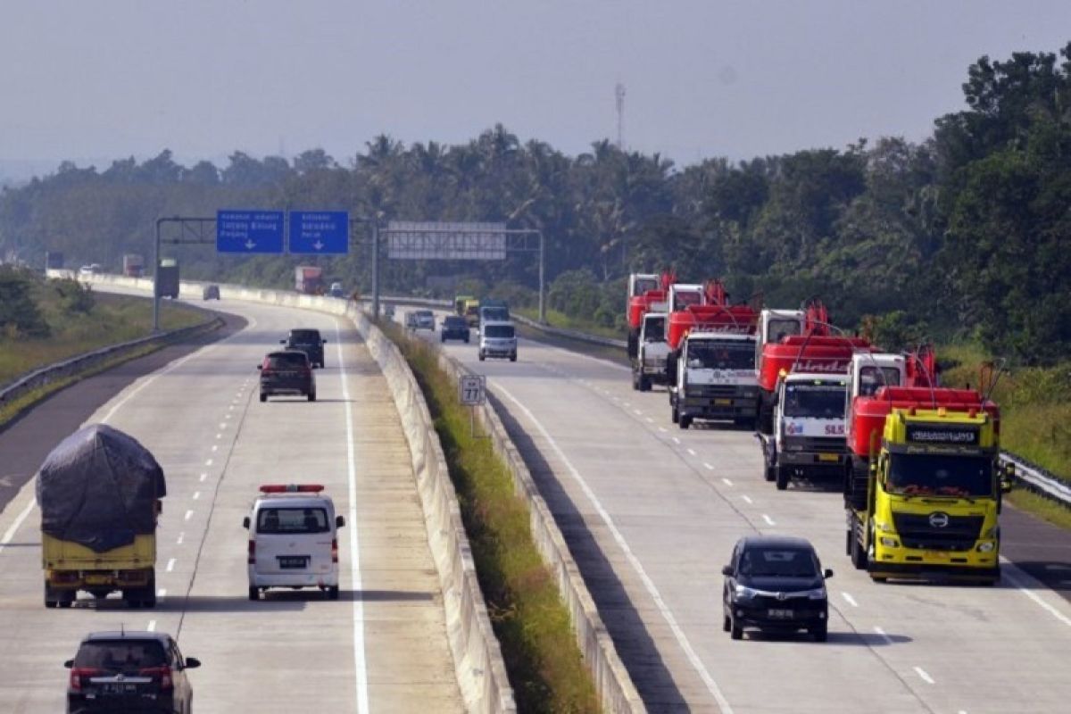 Tol fungsional Terbanggi Besar, Mesuji, Palembang ramai dilintasi pemudik