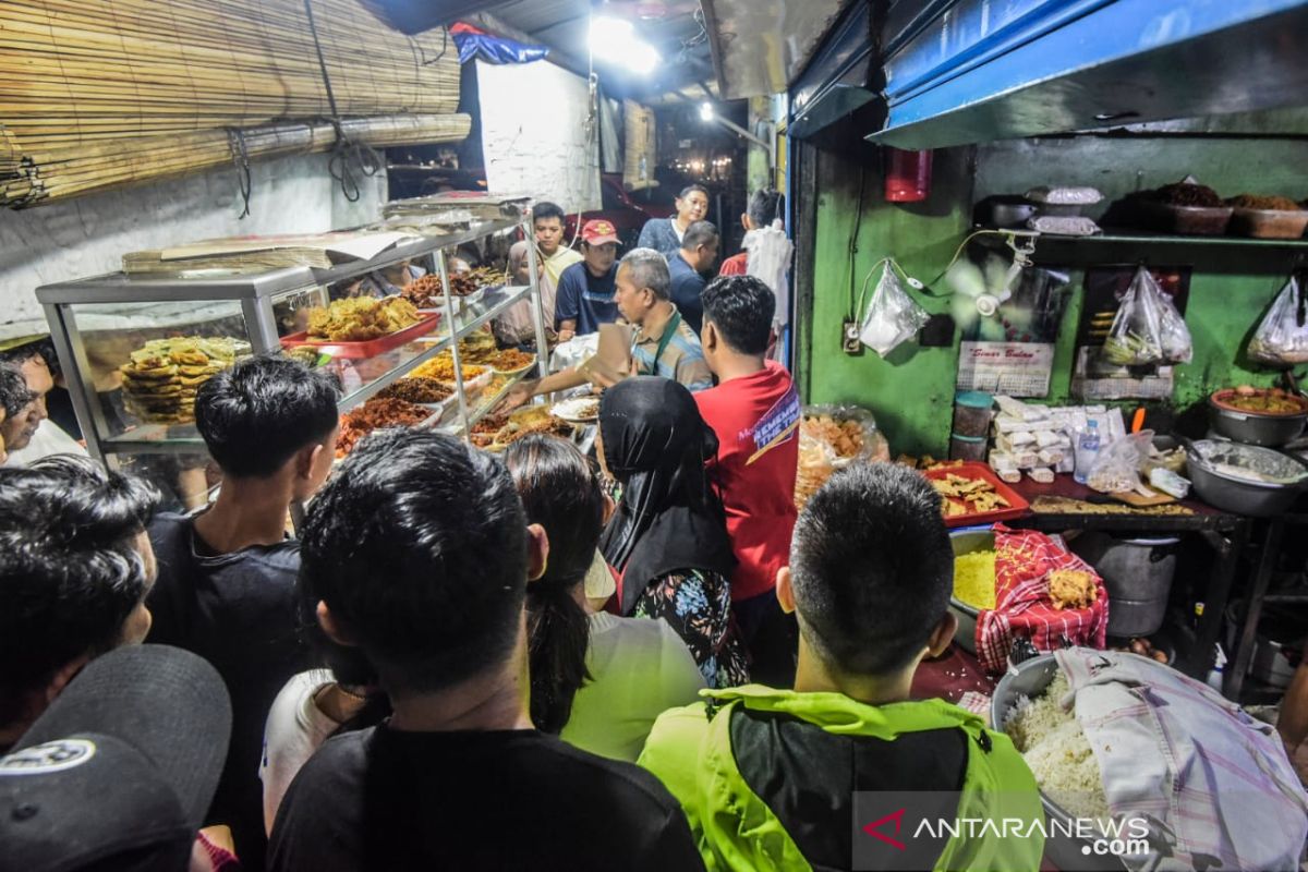 Nasi Uduk Pasar Thomas alternatif tempat sahur terjangkau di Jakarta