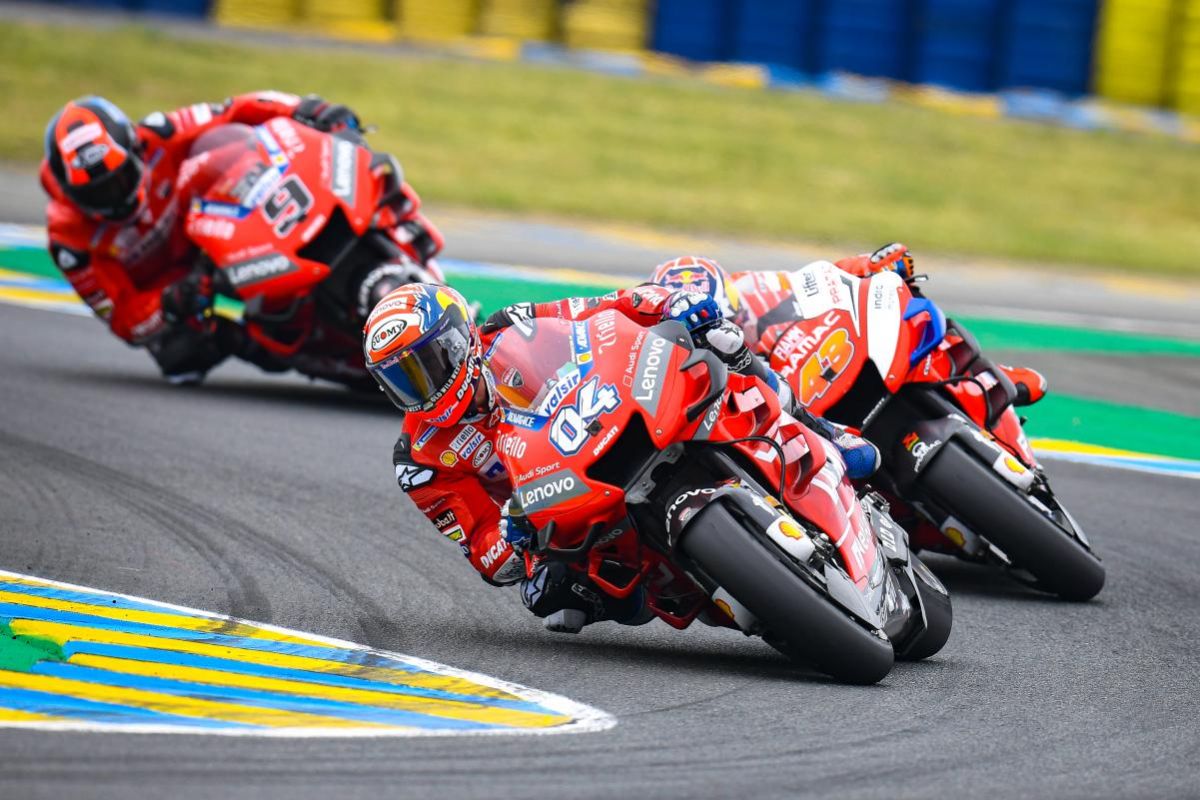 Ducati incar hattrick di kandang sendiri