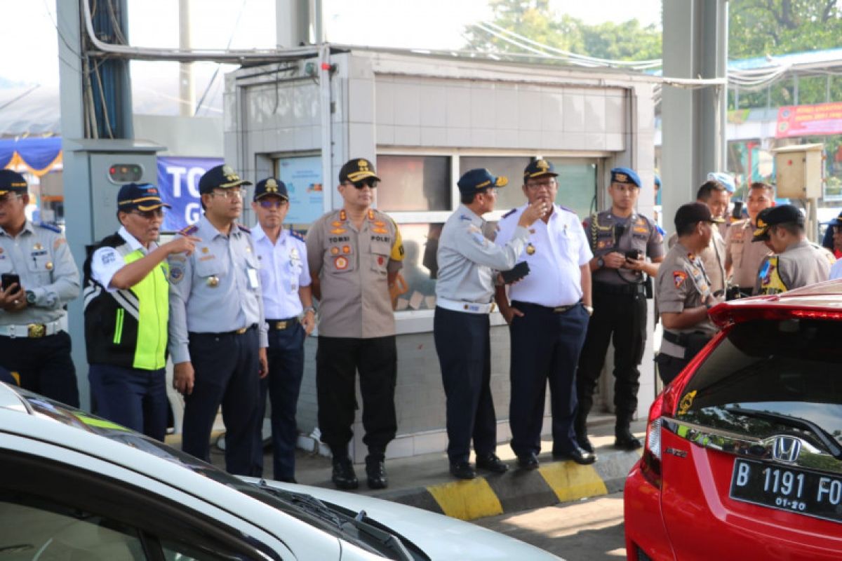 Polda siagakan 800 personel di Pelabuhan Merak Banten