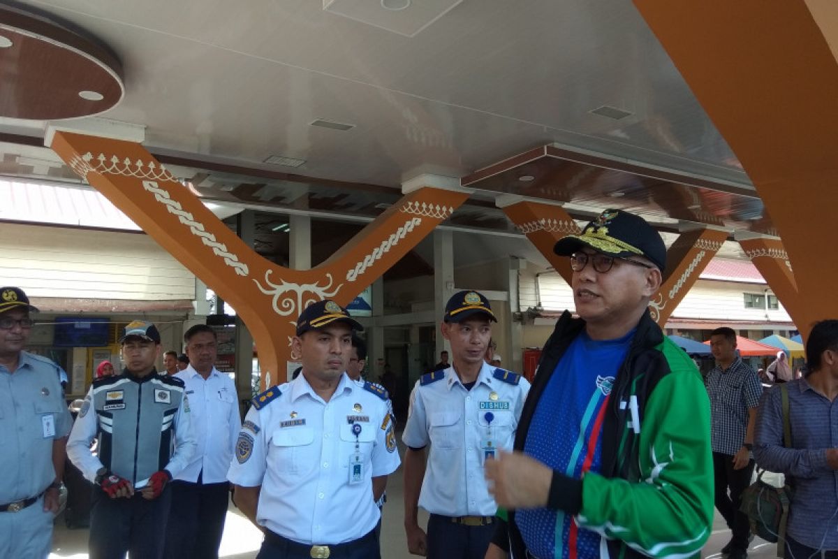 Pemerintah Aceh minta optimalkan pelayanan pelabuhan Ulee-Lhue
