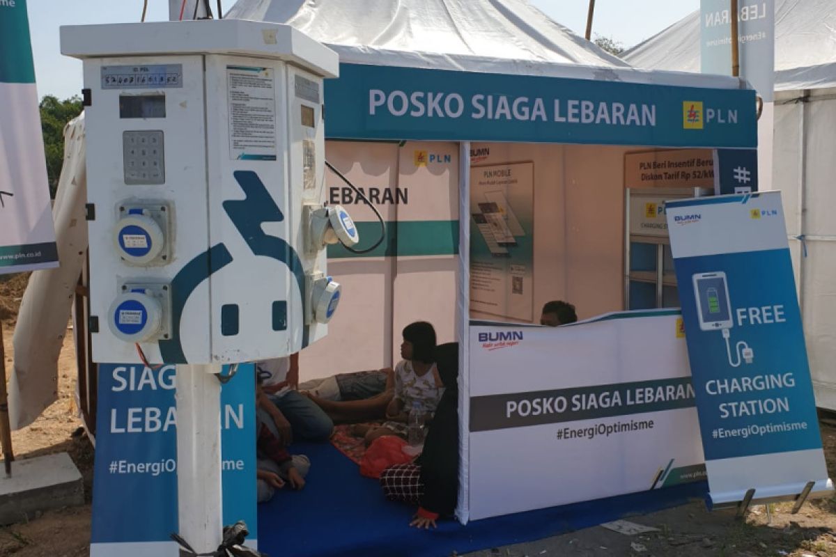 Posko Mudik PLN sediakan colokan charge ponsel gratis