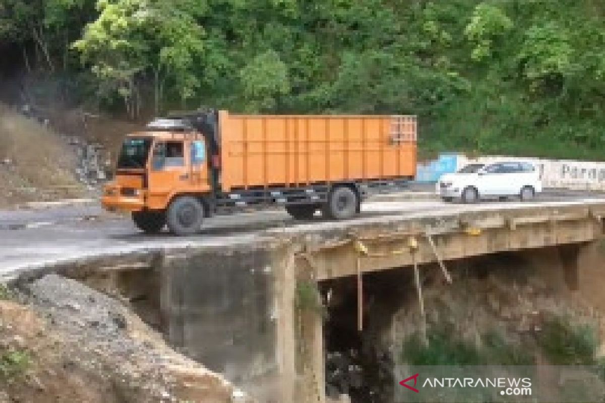 Pemprov Sumut antisipasi longsor di jalur mudik (video)