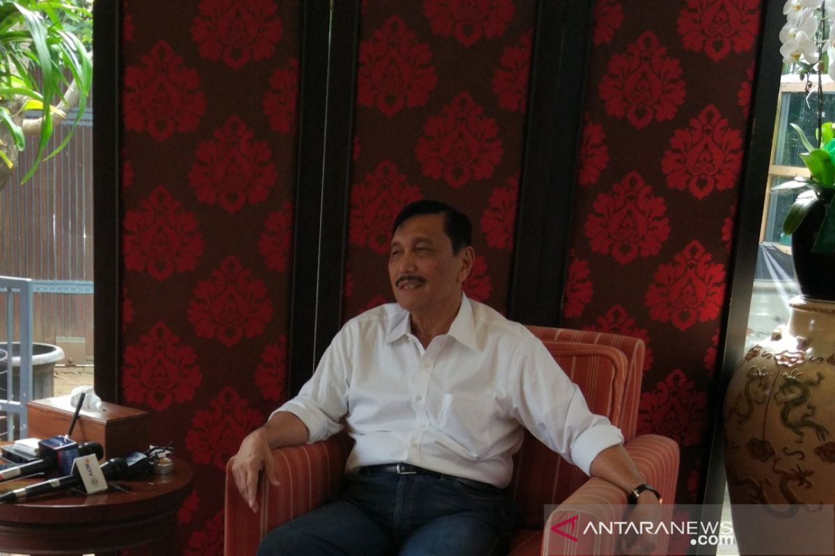 Jadi target pembunuh bayaran, Luhut sebut itu cara kampungan