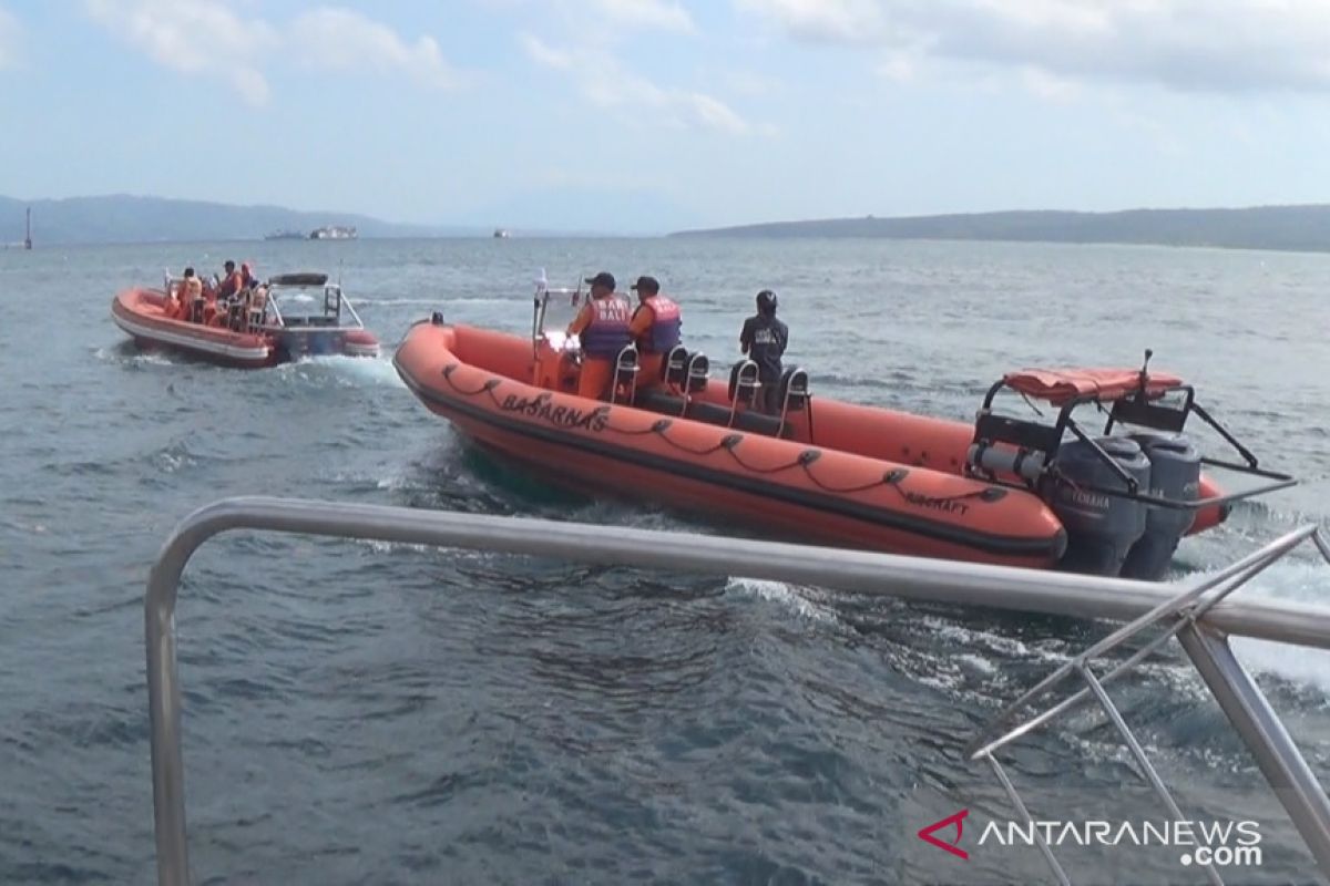 Petugas gabungan patroli Selat Bali amankan pemudik