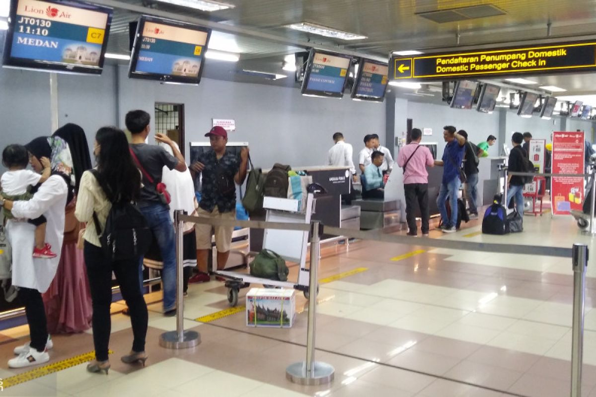 Pemudik di Bandara Minangkabau meningkat, 6.543 penumpang tiba H-6 Lebaran