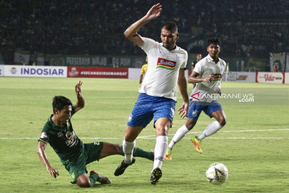 Pelatih PSIS  Semarang Jafri Sastra syukuri hasil seri lawan Persebaya