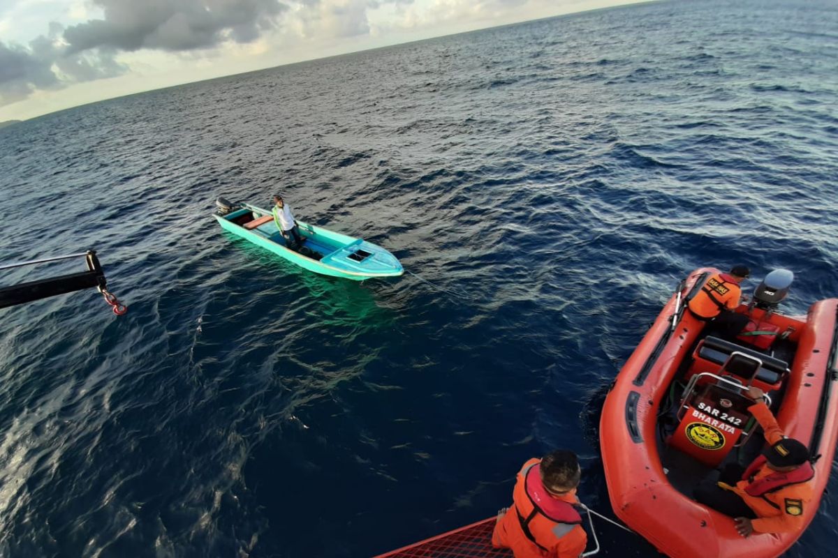 Regu penyelamat Basarnas temukan nelayan yang hilang tiga hari