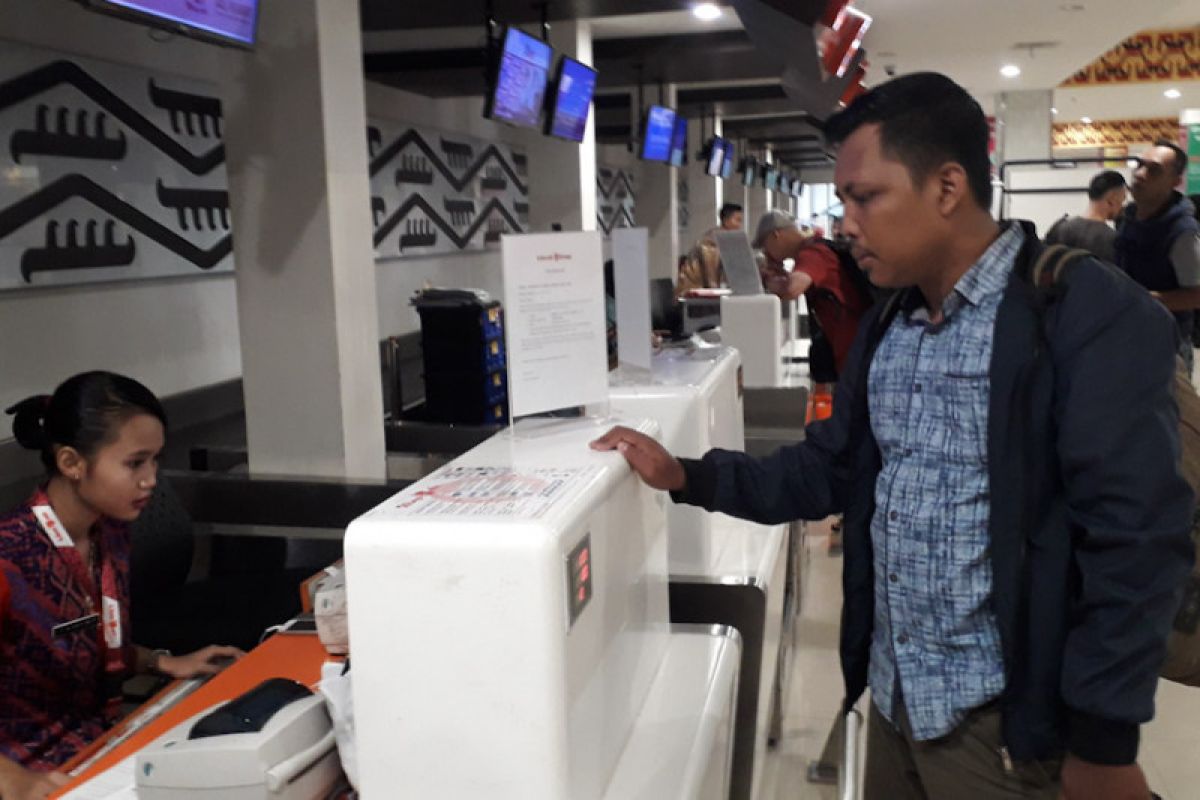 Penumpang di Bandara Radin Inten II Lampung turun 24 persen