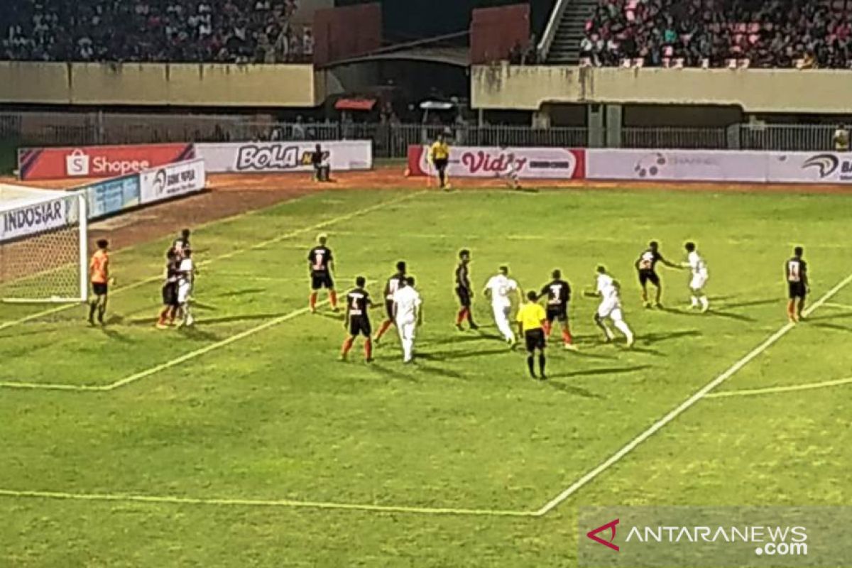 PSS Sleman berhasil mencuri poin di kandang Persipura Jayapura