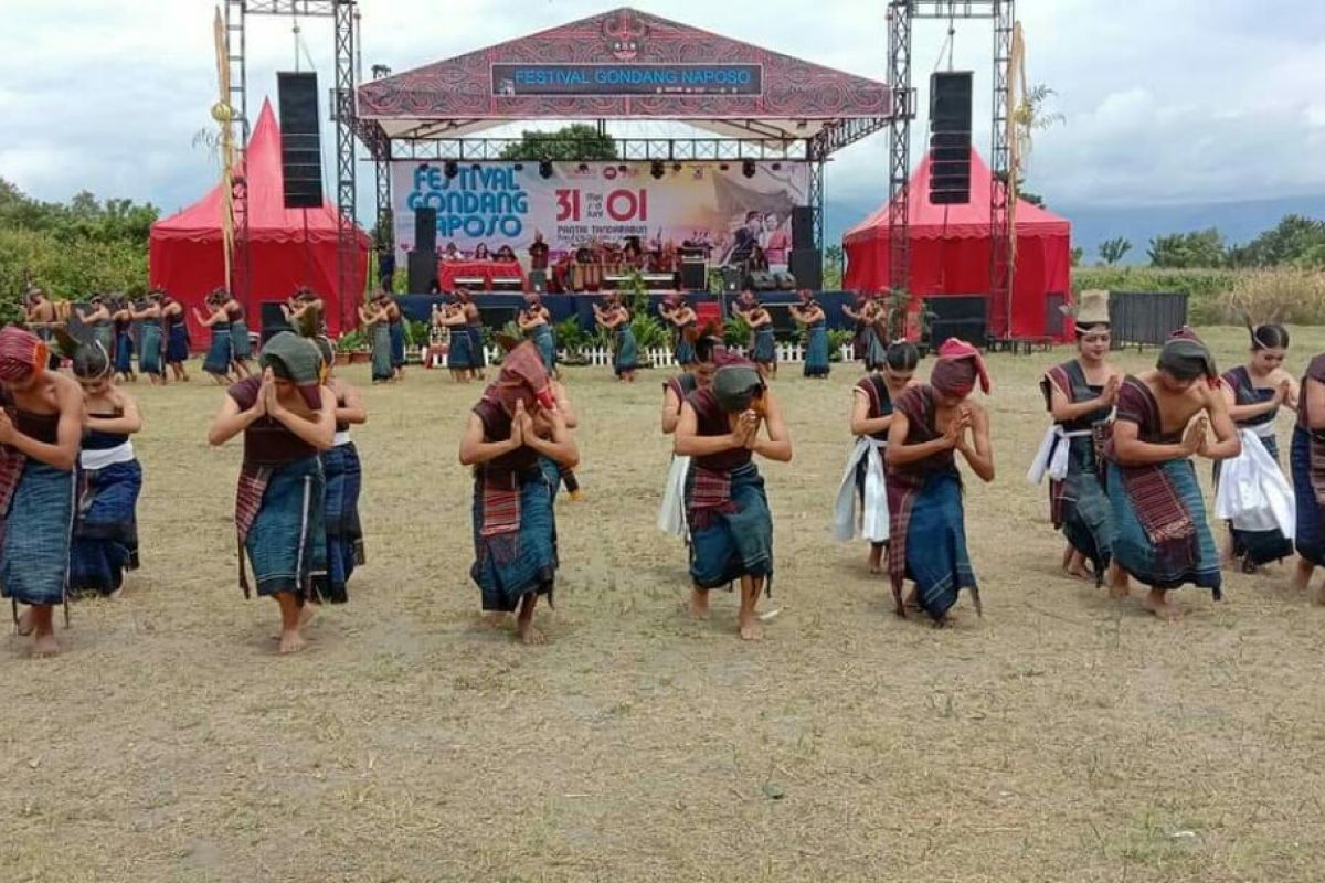 25 tim meriahkan Festival Gondang Naposo Samosir 2019