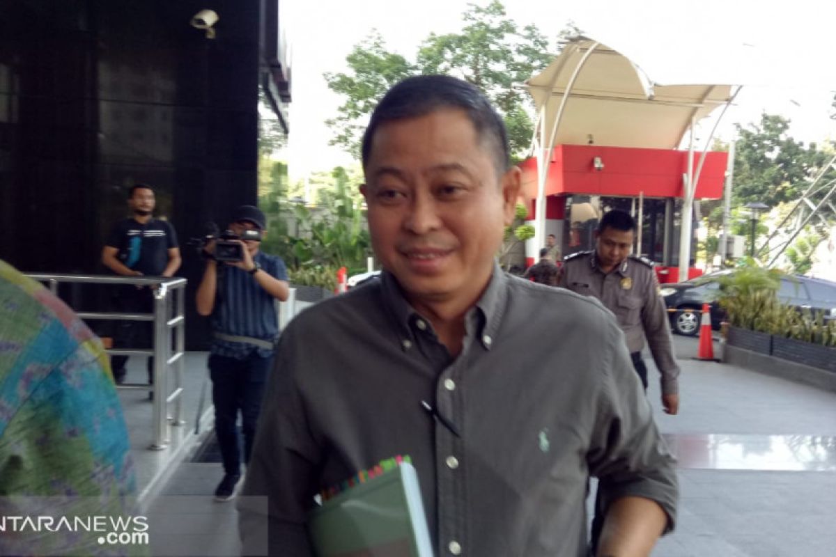 Minister Jonan meets KPK's summons for questioning in Riau-1 PLTU